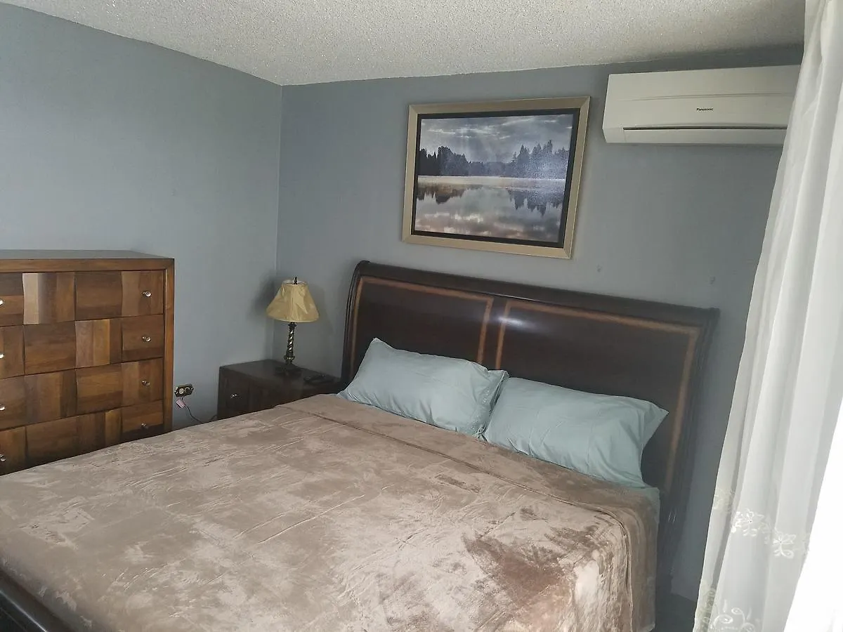 Hampshire House New Kingston Jamaica. Hotel Saint Andrew 0*,  Giamaica